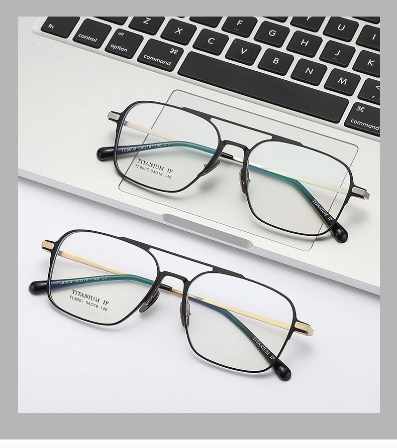 Leichte reine Titan rahmen Retro Polygon Brille Pilot Ultra Doppelbrücke maßge schneiderte optische verschreibung pflicht ige Brillen Mann – Detail 4