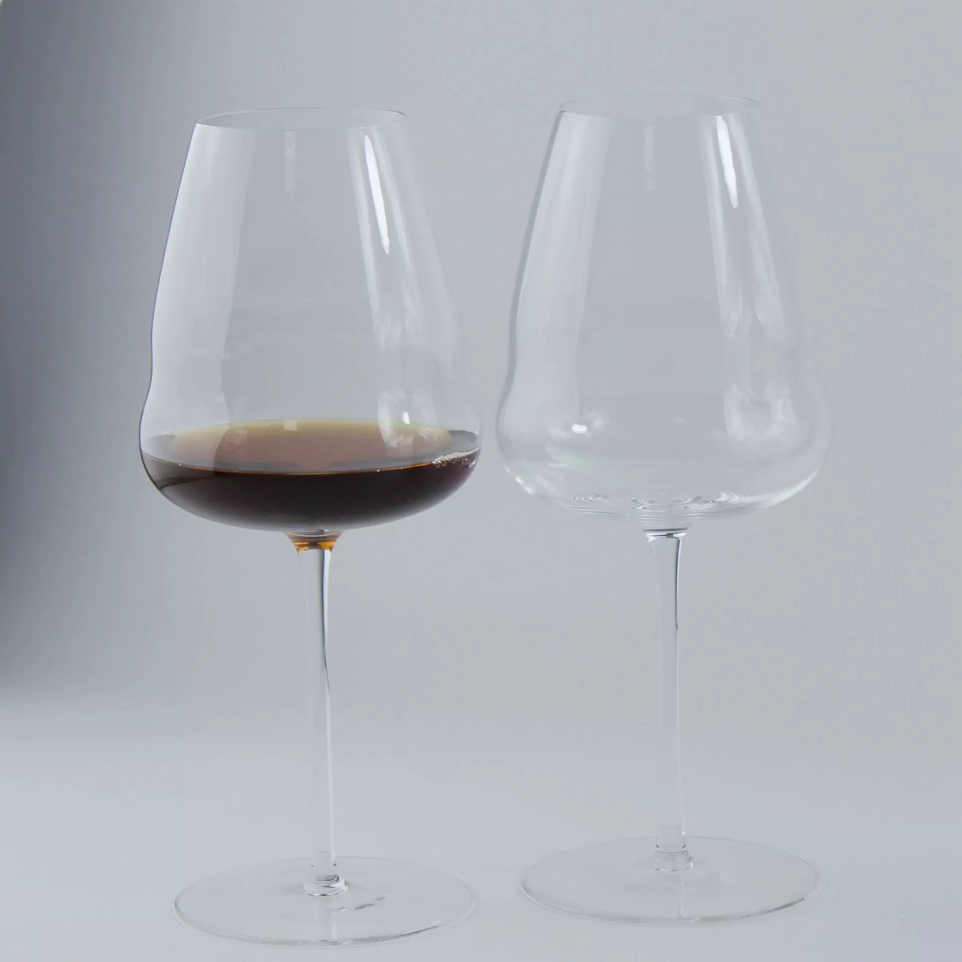 

2pcs Upscale Banquet Crystal Glass Handmade Wine Glass Extremely Thin Masterly Craft Perfect Flawless Classics Goblet
