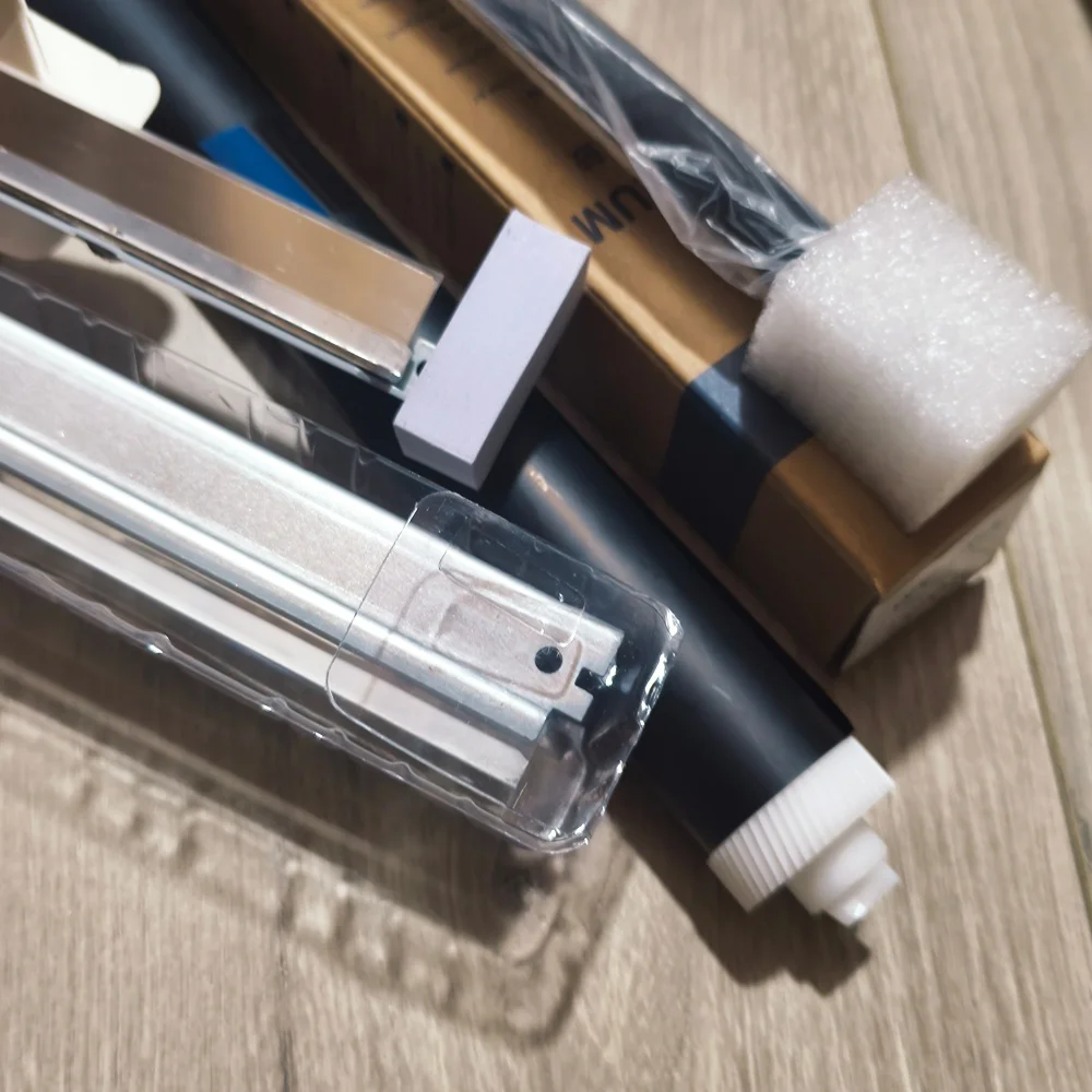 

1 комплект деталей барабанного блока NPG-28 IR2016 PCR зарядный ролик + барабан OPC + лезвие для очистки барабана для Canon IR 2016 2020 2022 2025 2030 2420