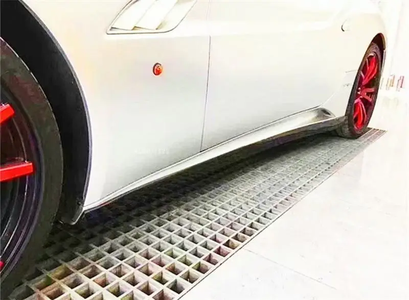 لفيراري كاليفورنيا 2009-2014 ReaI ألياف الكربون الوفير الجبهة الشفاه الخلفية الشفاه الجانب التنانير الذيل الجناح الجذع لوحة الكسوة المفسد عدة