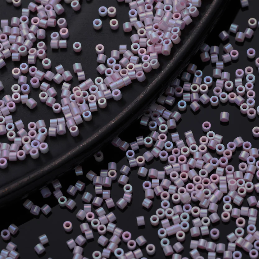 2000 Pieces 1.6x1.3MM 11/0  Japanese Quality Glass Seed Beads For Native Beadwork 10Grams/Bag