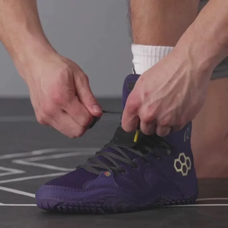 chaussures-de-lutte-professionnelles-de-luxe-classiques-2026-neuves-pour-la-competition-le-sport-la-boxe-le-combat-bottes-de-qualite-superieure-pour-l'entrainement-en-salle-de-sport