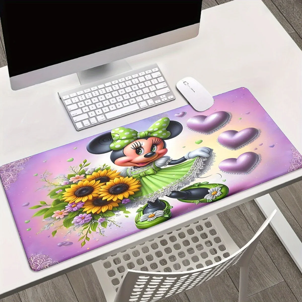 1pc Disney officieel gelicentieerde Minnie Mouse XXL grote bureaumat en gamingoppervlak - antislip rubberen basis, Minnie Mouse met Mickey
