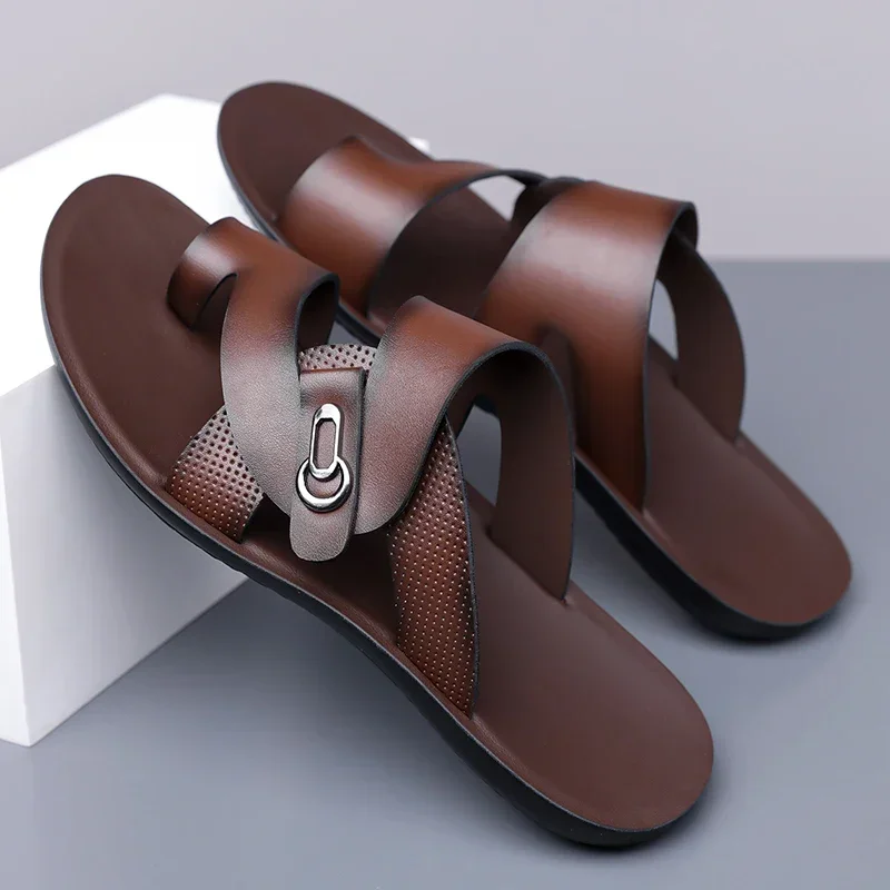 Relaxed Inner Foot Space Summer Flat Slippers Unisex Anti Slip Comfort Student Daily Walking Shoes