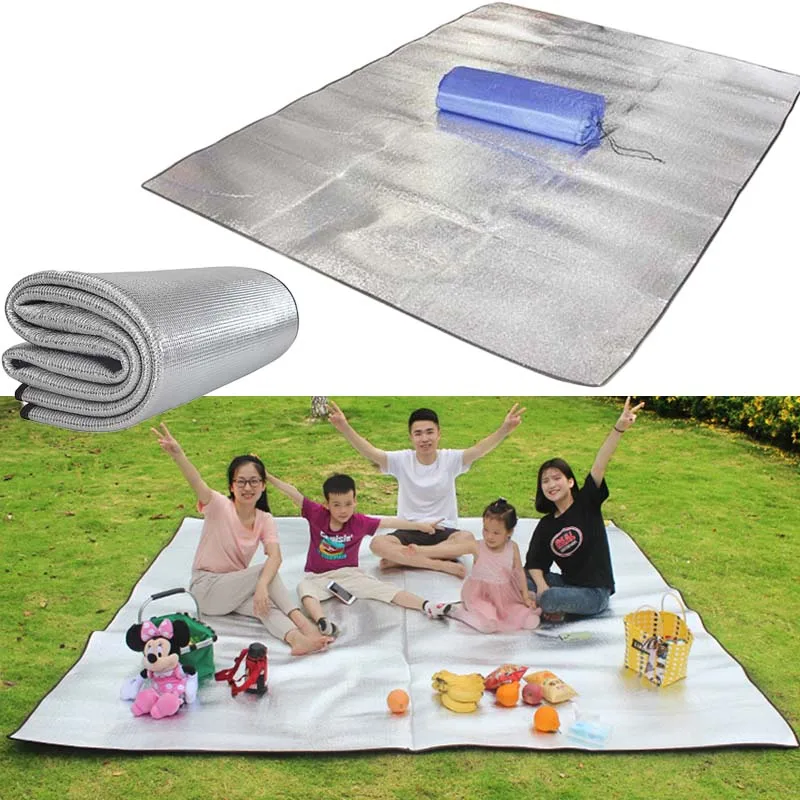 Two-sided Aluminum Camping Mat Foam Foil Blanket Foam Pad Insulating Foil Mat Sleeping Tent Pad Reflecting Heat for Outdoor