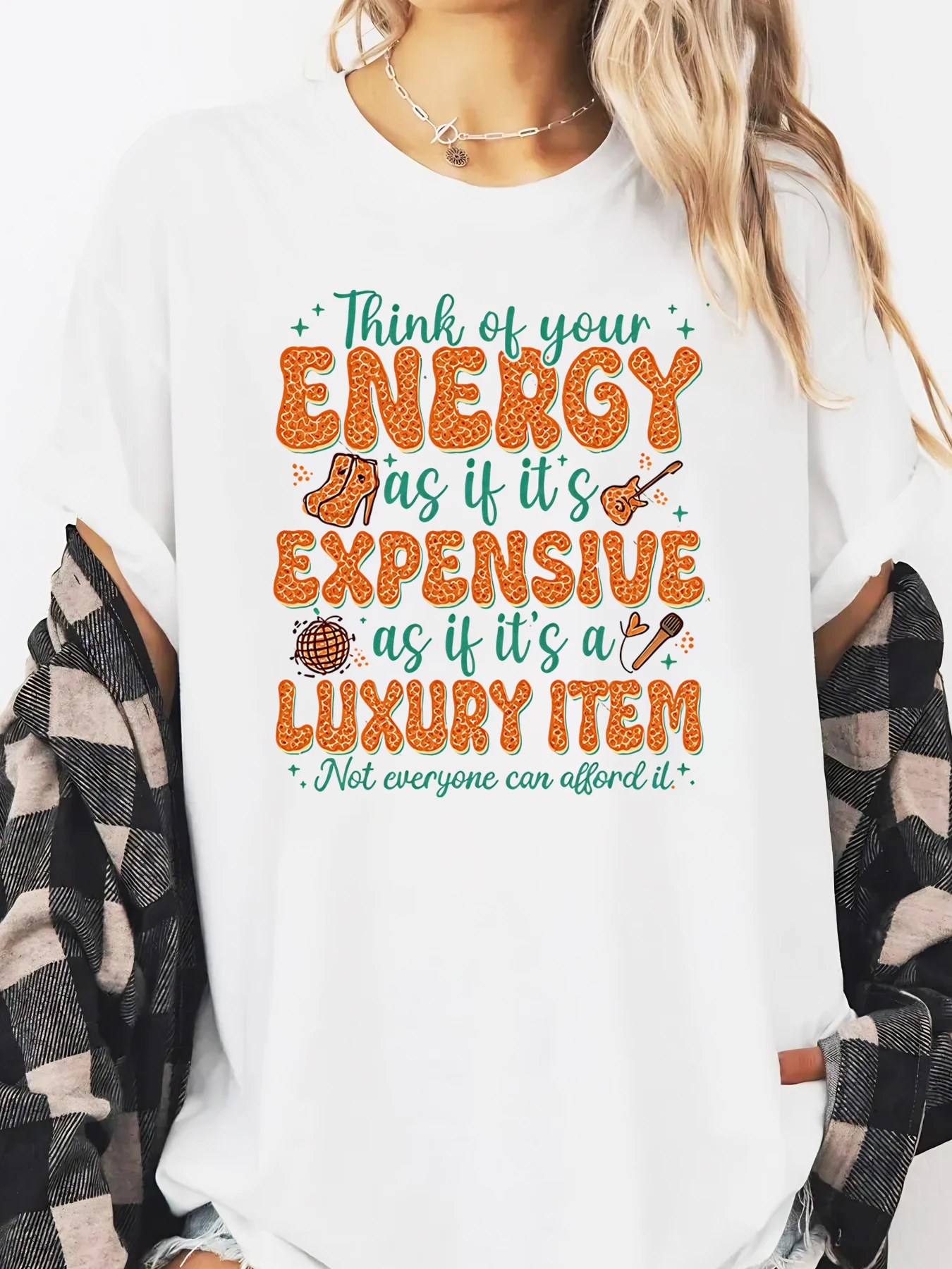 Denk aan je energie als duur luxe item Print T-shirt Halloween Dames Vrijetijdskleding Wit Grote maten