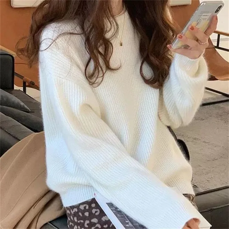 Autumn and Winter Women Sweater Japan and Korea Casual Simple Solid Color Round Neck Loose Pullover Knitted Sweater Warm Jumper