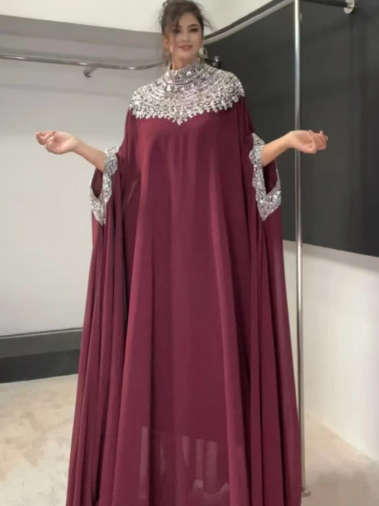 Design-Kleid mit schwerer Perlenstickerei, Rundhalsausschnitt, Fledermausärmeln, Pullover-Stil, langes Kleid in Übergröße, modisches, lockeres Tutu-Kleid