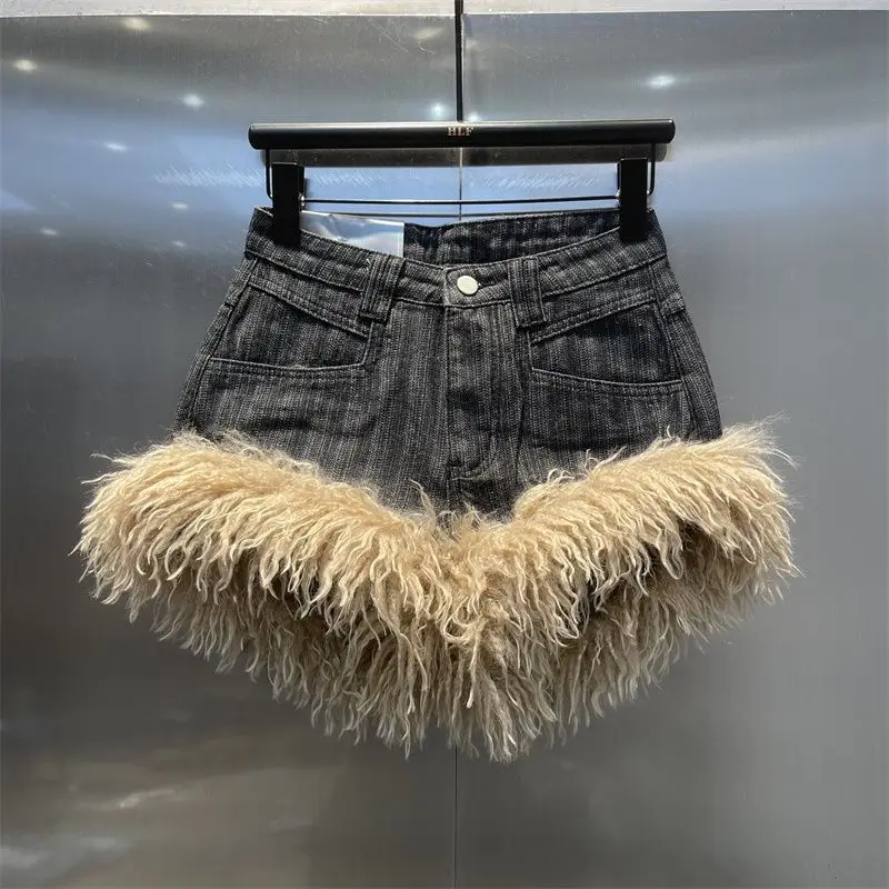 

Fashionable Hot Girl Retro Furry Patchwork Shorts Women, New Autumn And Winter Slim High-Waisted Trendy Pants