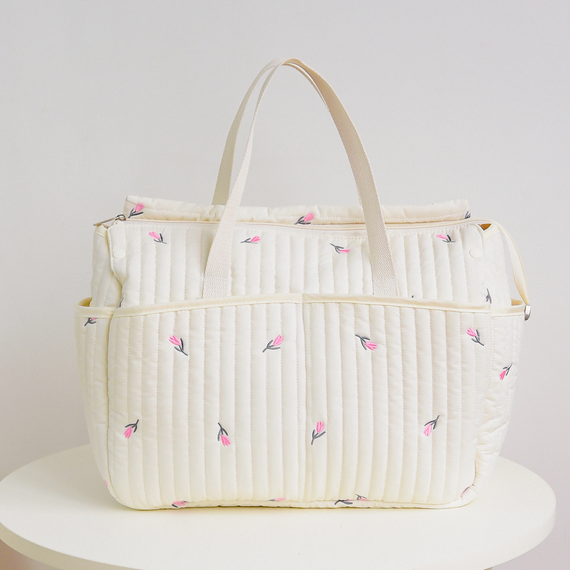 Bear Embroidered Tail Zipper Mother and Baby Bag Large Capacity Multifunctional Bag Lightweight Portable Mommy Bag for Outings