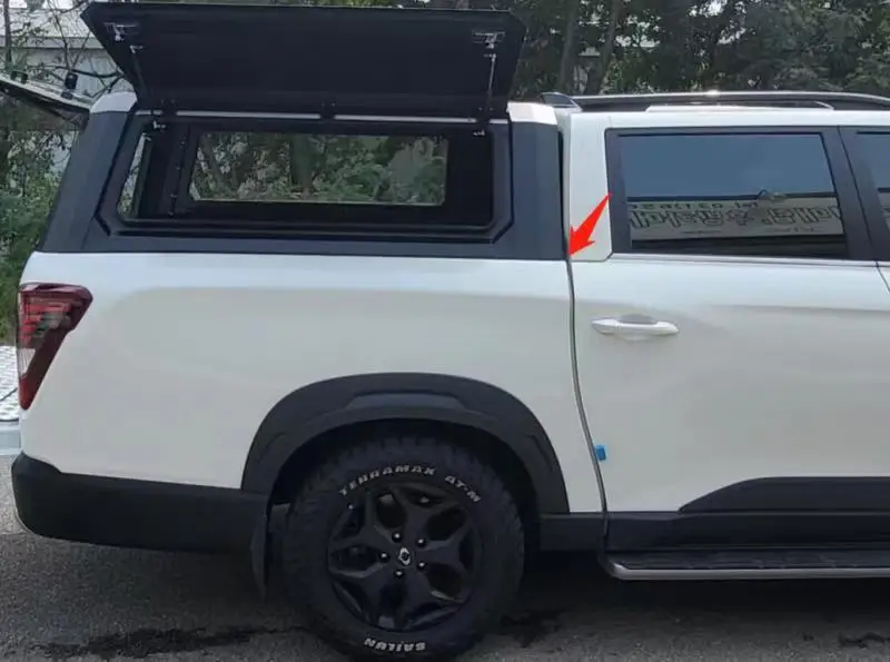 Suitable for wearing glass style hardtop on both sides of the 2019 Ssangyong Musso Sports pickup truck