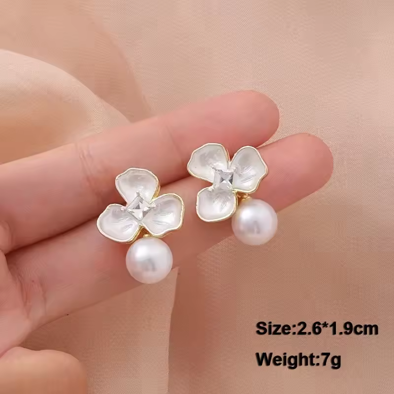 Pure White Women's Dangle Earrings Blooming Flower Acrylic Enamel Butterfly Imitation Pearl Heart Hanging Earrings Elegant brinc - Image 23