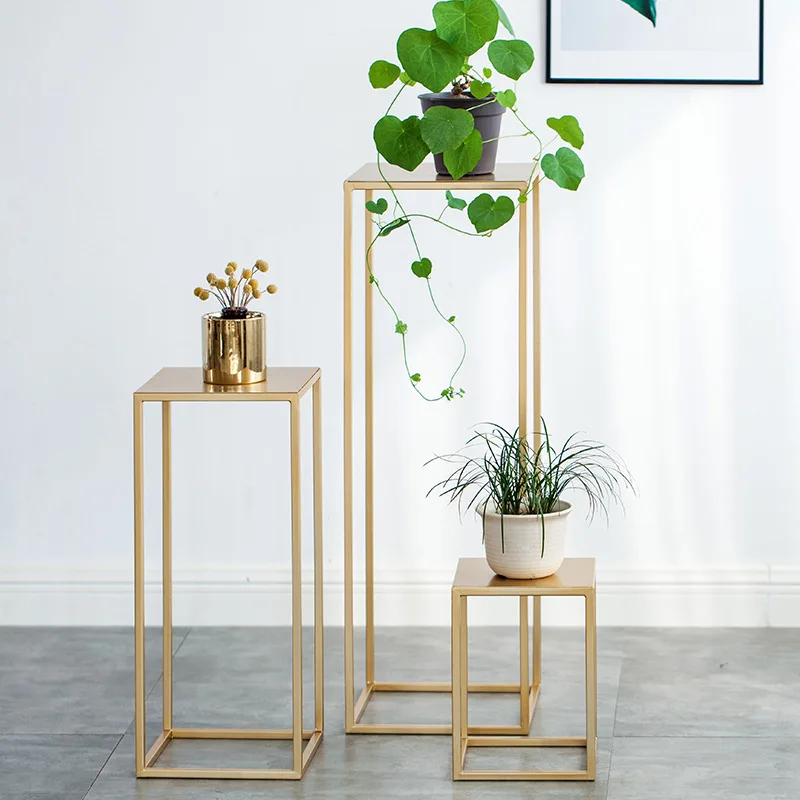 

Golden wrought iron flower stand, indoor green plant flower pot stand, simple and creative floor-to-ceiling living room succulen