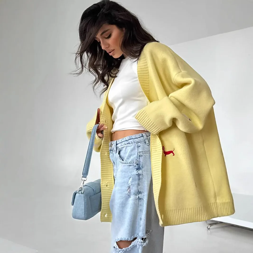 

Embroidered Knitted Women's cardigan Comfortable V-neck Long sleeved Button Down Sweater Jacket Teen Girls Autumn/Winter Fashion