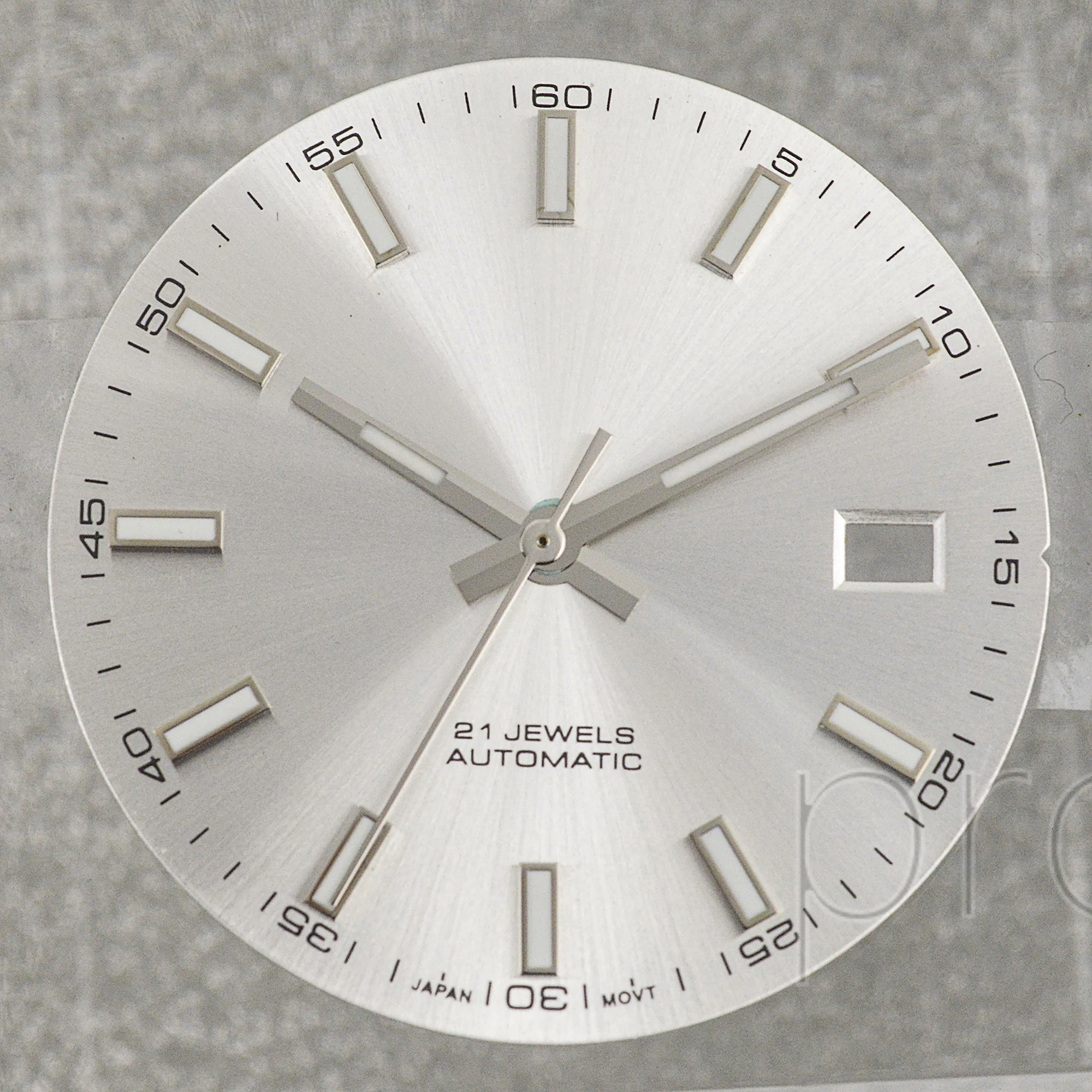 

NH35 Dial 31MM Datejust Dial Green Luminous Hands Watch Faces Pointers for NH35 Movement Mod Parts Replacements Watch Dial