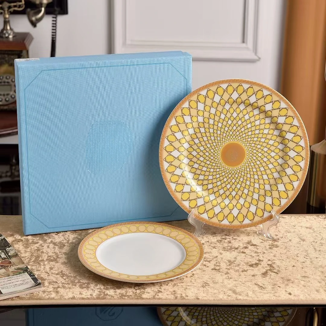 

Exquisite Western style Fruit Dessert Plate with American Diamond Crystal Pattern, Light Luxury Ceramic Tableware for Home Use