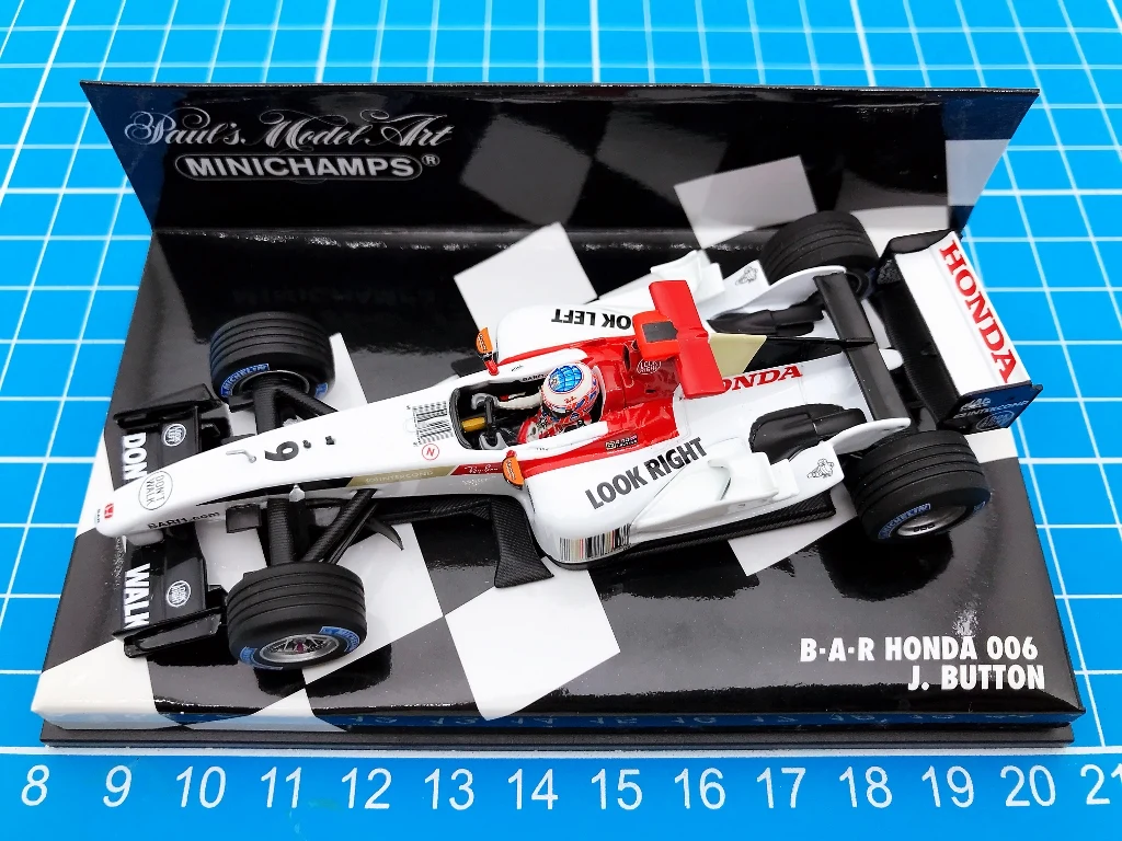 

Minichamps 1:43 F1 006 2004 Jenson Button Simulation Limited Edition Resin Metal Static Car Model Toy Gift