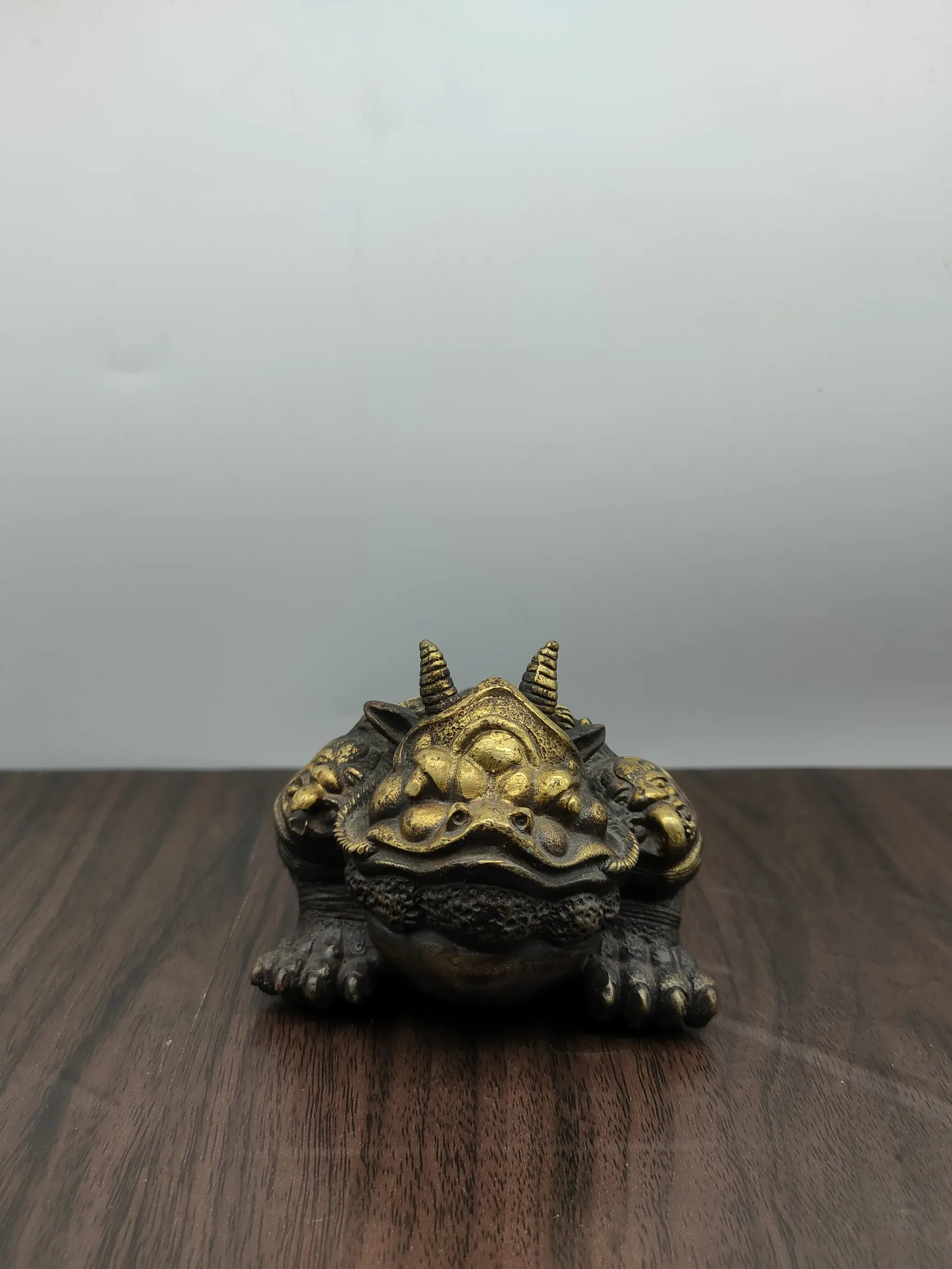 China feng shui home decoration Recruit wealth frog three -legged toad money pot copper statue metal crafts