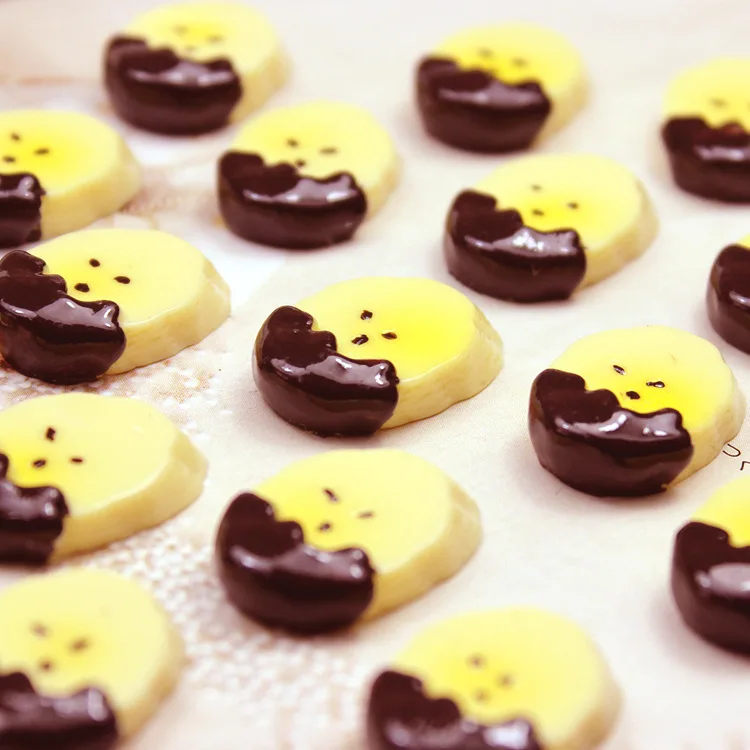 8 stücke Banane Scheibe Schleim Charms Modellierung Ton DIY Zubehör Plastilin Spielzeug Für Kinder Schleim Liefert Füllstoff