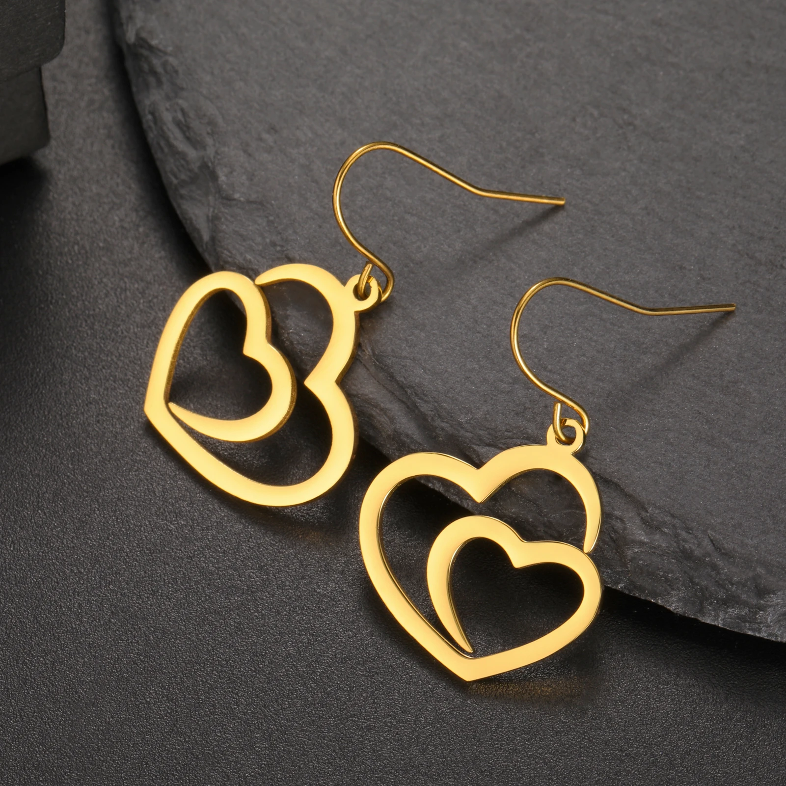 COOLTIME Doppelte Liebesherz-Tropfenohrringe für Damen aus Edelstahl ﻿ Goldfarbene modische Hochzeitsohrringe, Schmuck, hübsches Geschenk – Detail 13
