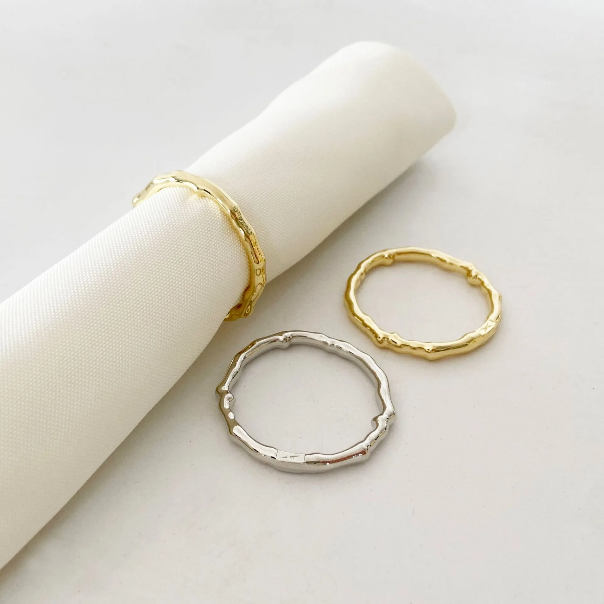 6pcs Minimalist Single Ring Napkin Rings – Elegant Serviette Holders for Spring Wedding, Garden Party & Table Decor