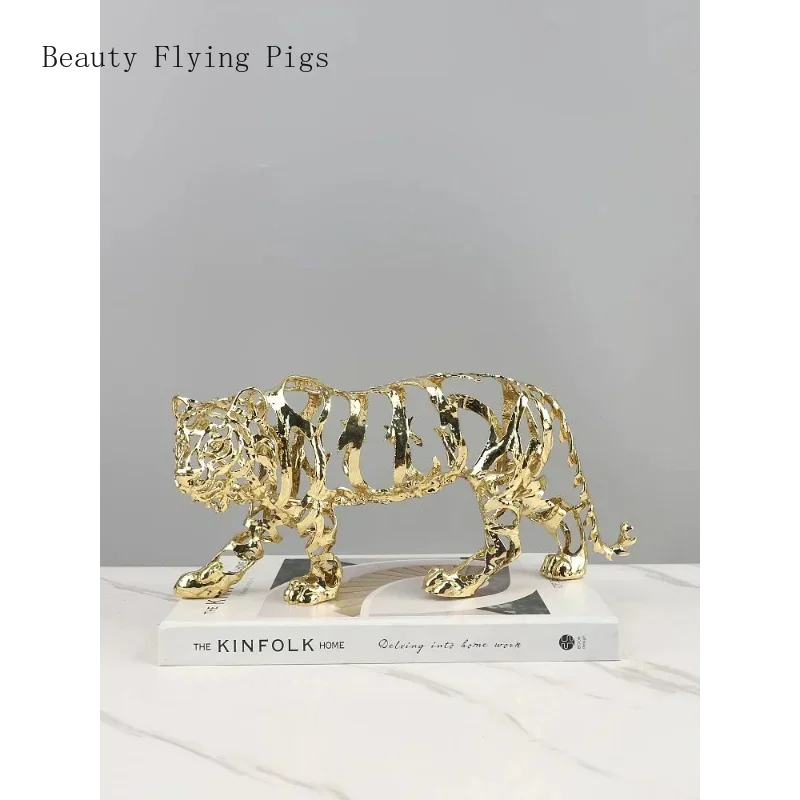 

1PCS Creative Metal Small Animal Ornament Simple Simulation Home Living Room Desktop Panel Decoration