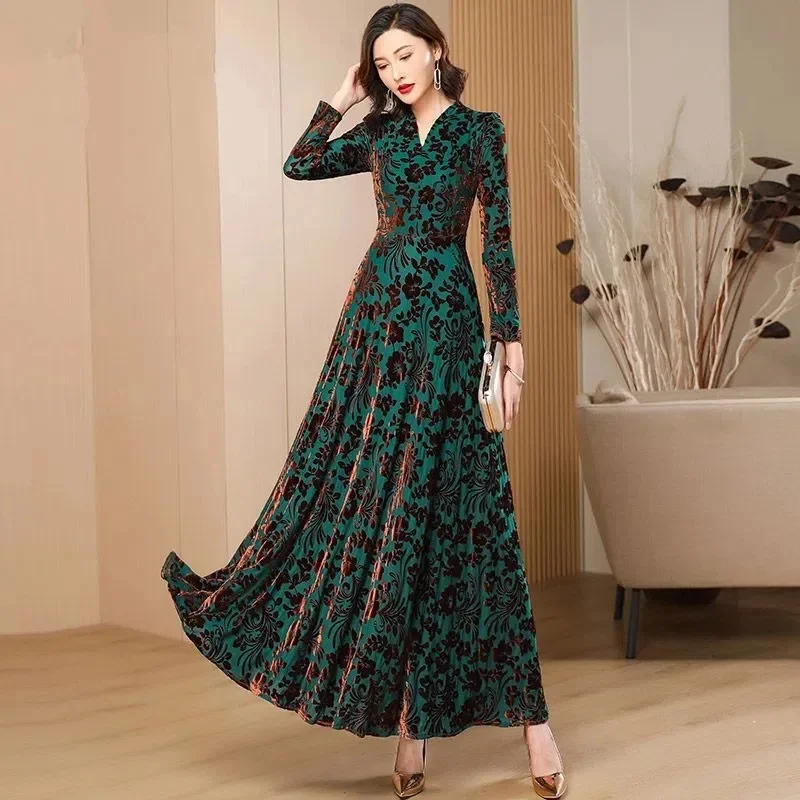 

Spring Autumn Female New Large Swing Gold Velvet Long Sleeve Dress Women Long Style High Grade, Green Plush Jacquard Long Dress