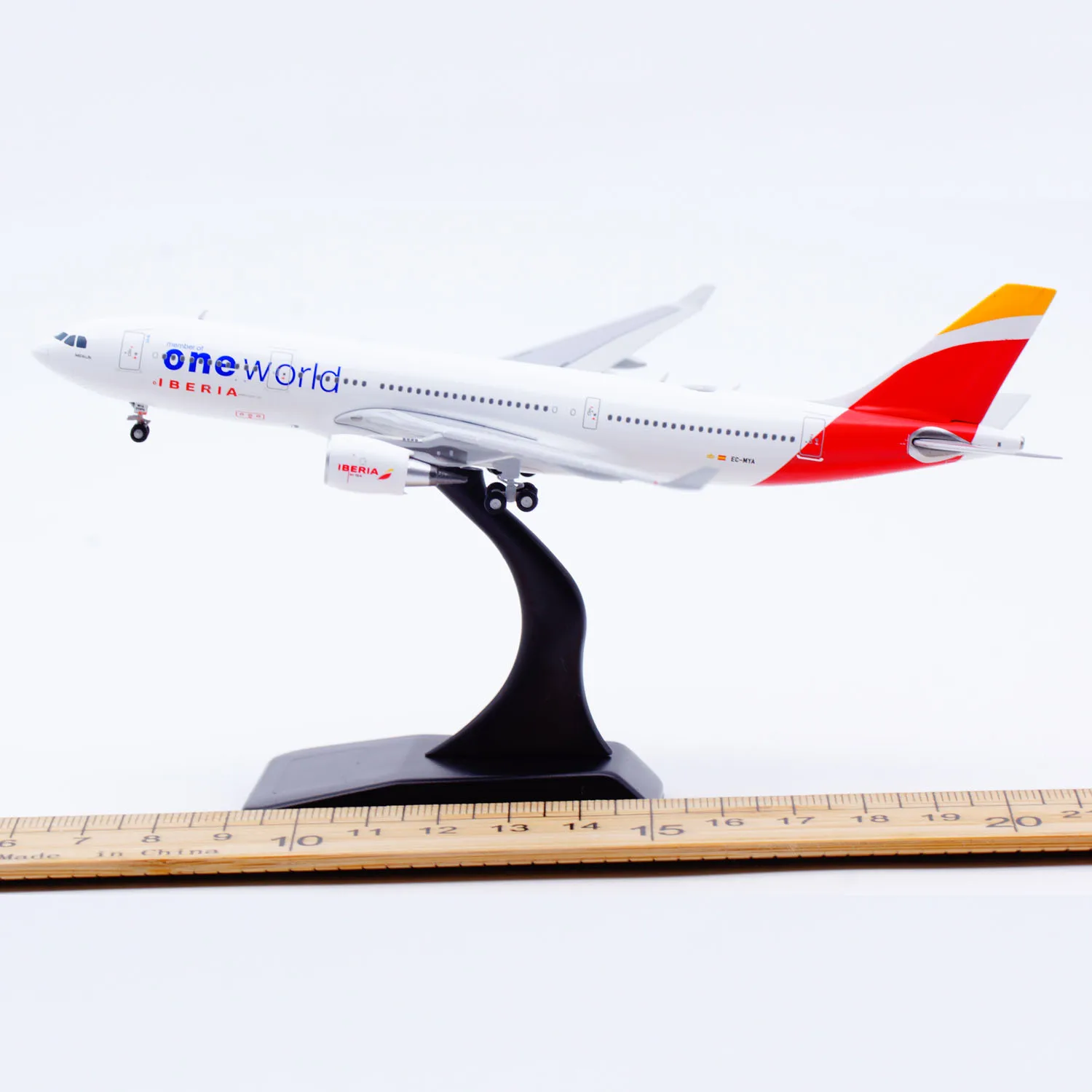 

XX40619 Коллекционный самолет из сплава в подарок JC Wings 1:400 Iberia Airbus A330-200 «oneworld» Литая под давлением модель самолета EC-MYA