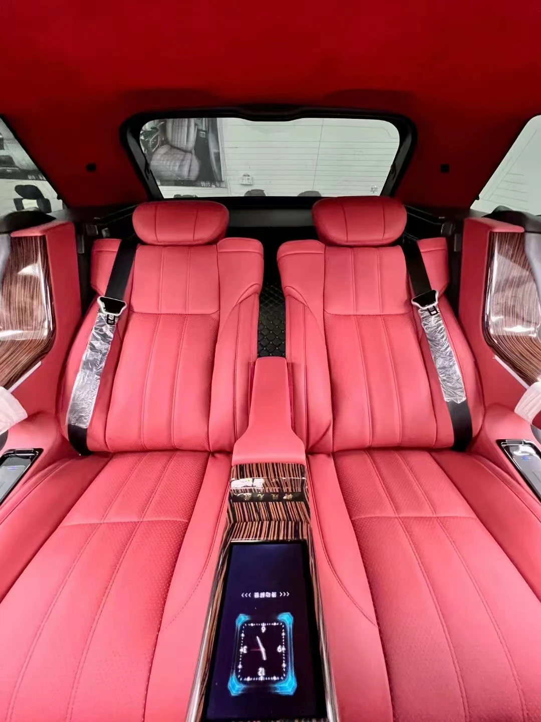 شاحن لاسلكي VIP من الجلد عالي الجودة مقعد سيارة فاخر لسيارة لاند روفر ديسكفري برادو كاديلاك