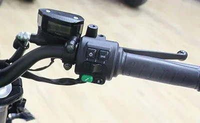 New 2025 Year Gift Full Size 150km/h Street Legal Long Range 8000w 10000w Adult Racing Electric Motorcycle