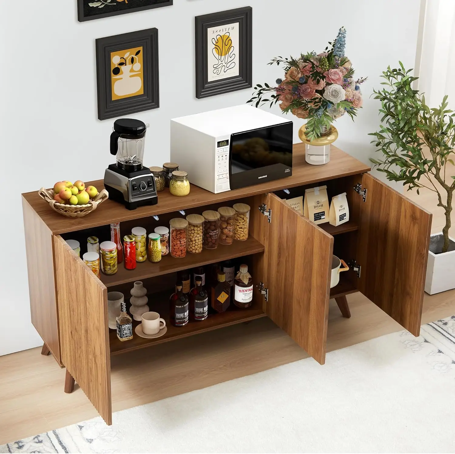 خزانة بوفيه جانبية مخددة، Credenza خشبية بثلاثة أبواب للمطبخ، وتناول الطعام، وغرفة المعيشة (الجوز)