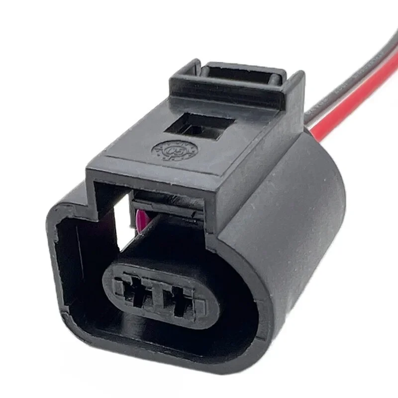 

NEW A/C Compressor Pigtail Plug Wiring Connector for VAG Audi VW 1J0973702 2Pin 1J0973702 1J0973802