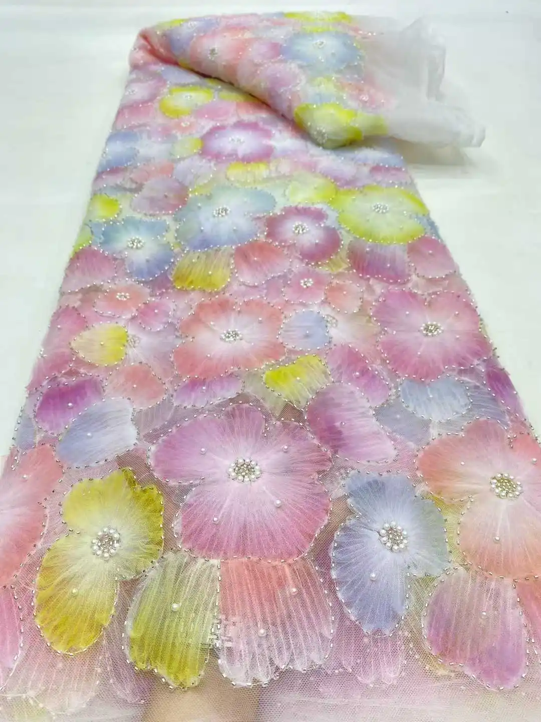 

Африканская кружевная ткань с 3D цветочными бусинами, 2025, высокое качество, кружевной материал для жениха, французская нигерийская кружевная ткань для женщин, вечерние, свадебные