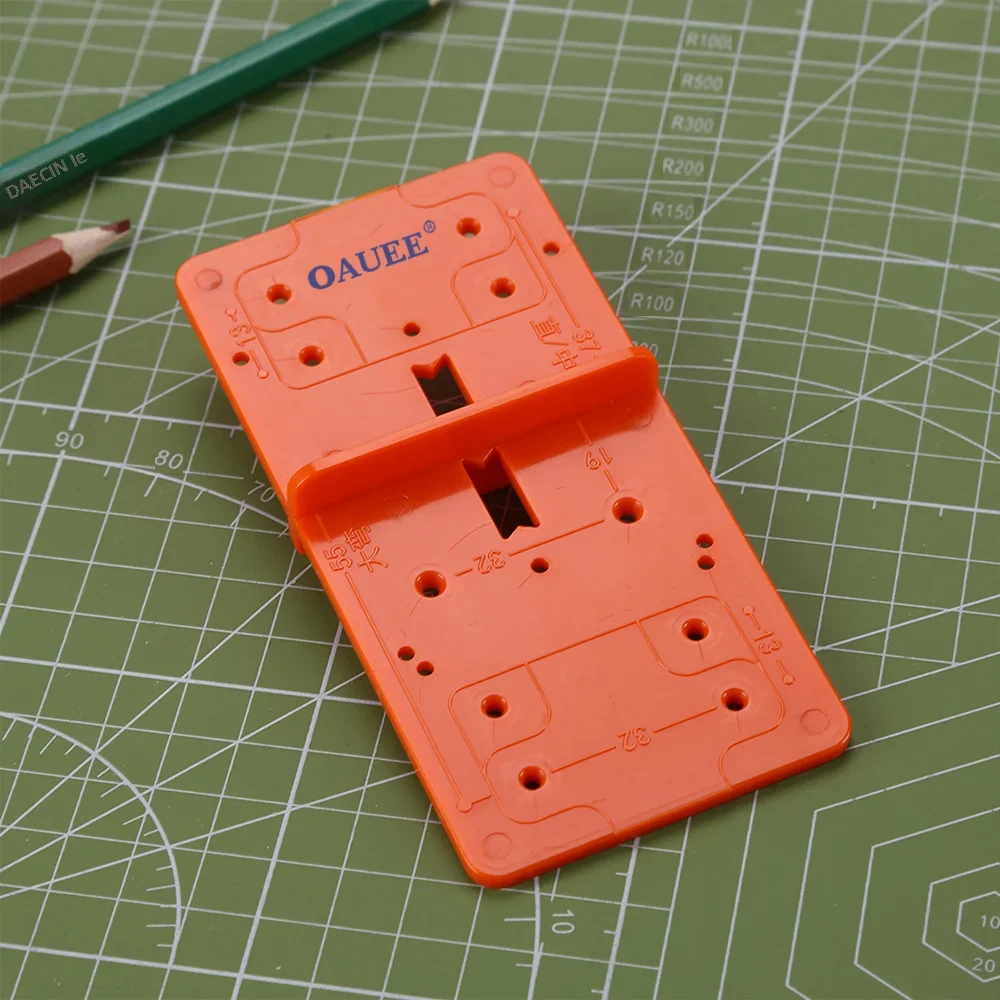 Oauee แม่แบบจิ๊กบานพับ1/2/3ชิ้นตัวบอกตำแหน่งแบบเจาะรูสำหรับประตูตู้ประกอบสำหรับช่างไม้ในฮาร์ดแวร์ไม้