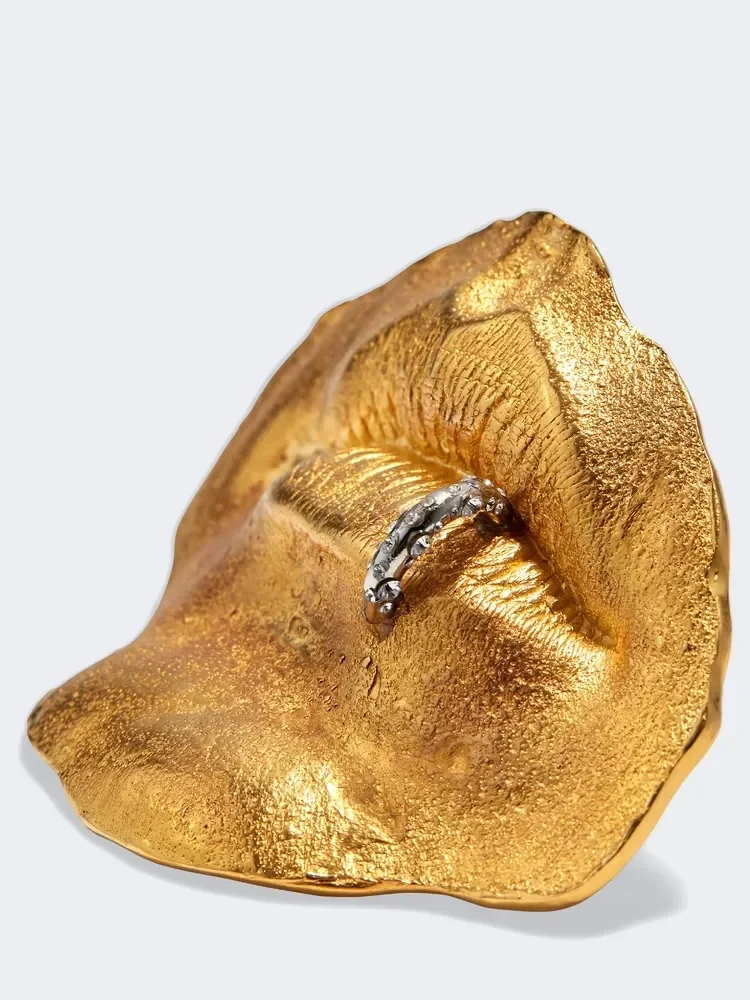 

Europe And The United States Retro Fashion Trend Literary Exaggerated Niche Design Personal Unique Charm Eyes Versatile Brooch