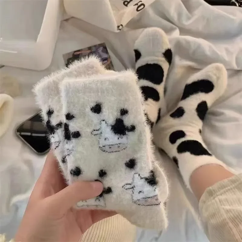 1/2Pairs Lovely Cow Pattern Fuzzy Crew Socks Milk Spotted Plush Thick Soft Cute Comfortable Thermal Middle Tube Warm Winter Sock