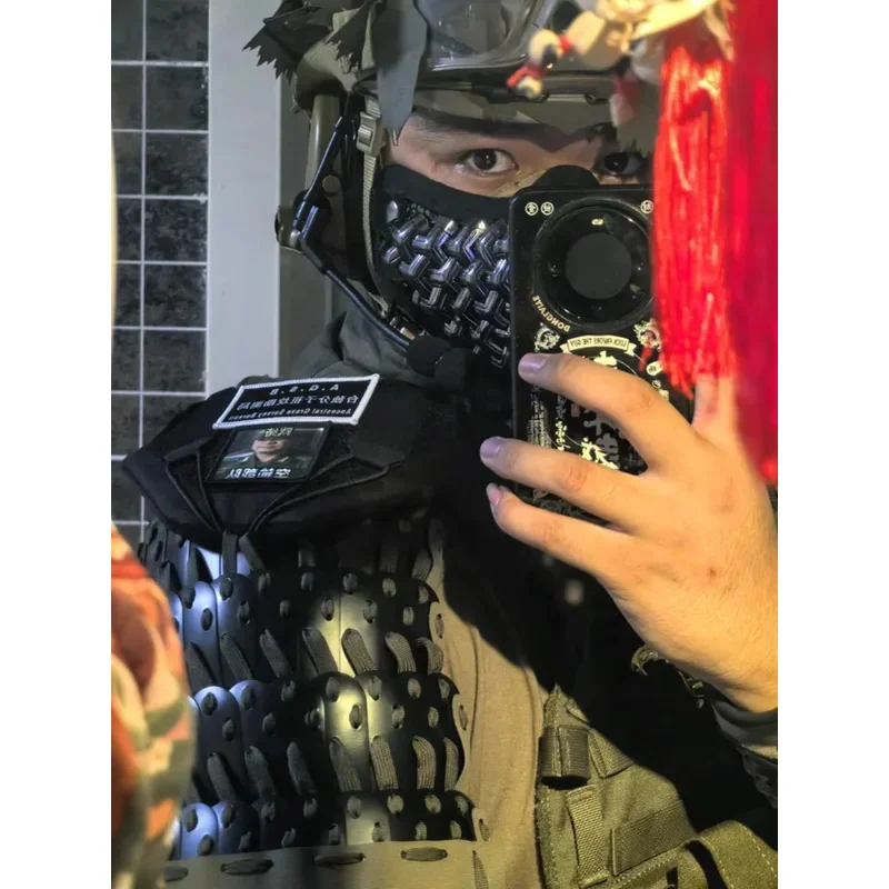 Masker Pesta Cosplay Punk Pelindung Taktis Setengah Wajah Armor Logam untuk Pria Wanita kl'64.