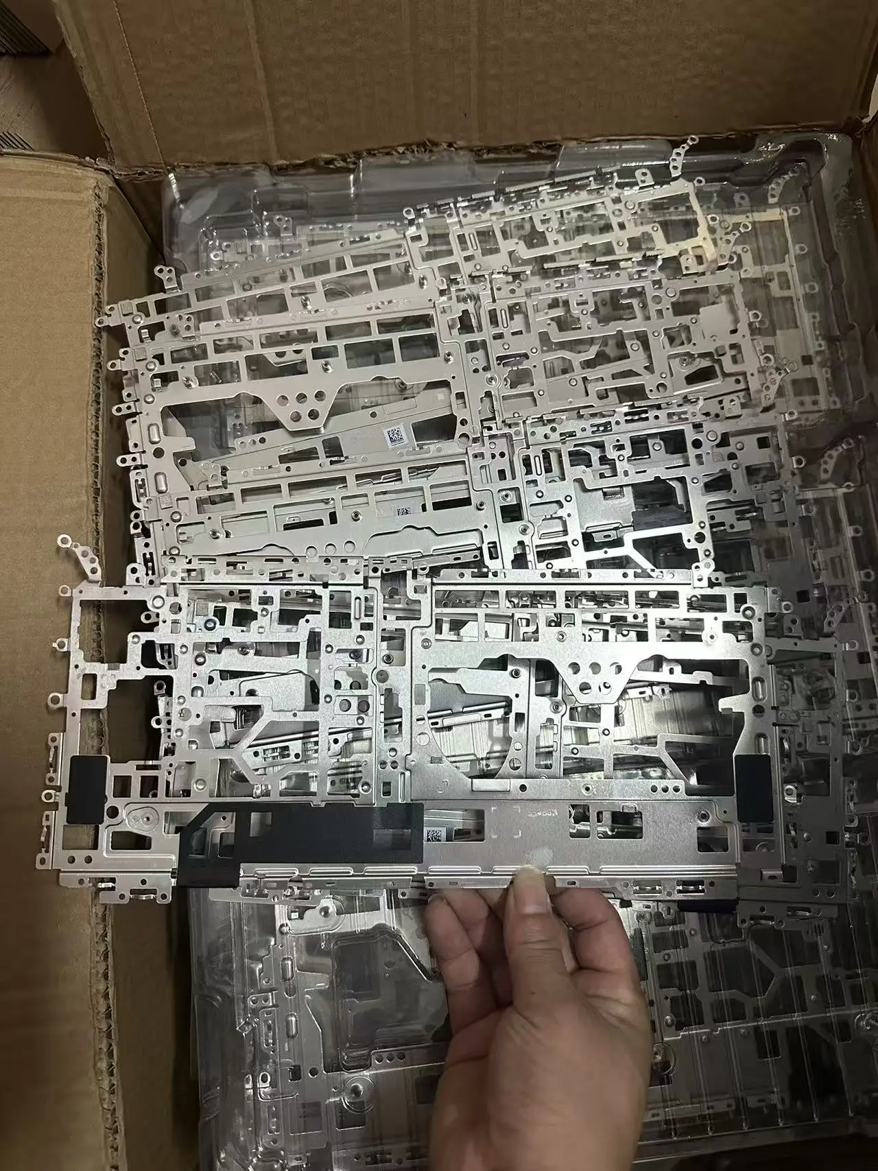 AVAILABLE BRAND NEW Keyboard metal stand bracket FOR HUAWEI MATEBOOK 14  2024 FLMH-32 FLMH-16 NB6922 （only bracket)）