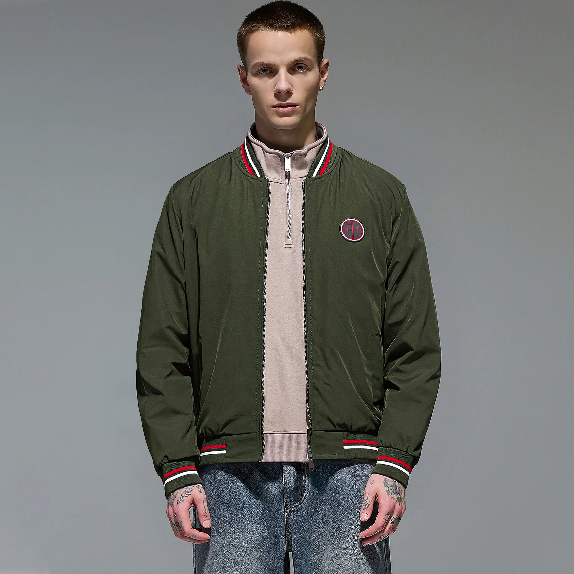CHCH Men's Jacket Casual American Street Classic Badge Design Men's Coat Autumn Fashion Versatile Windproof Thin Men's Jacket