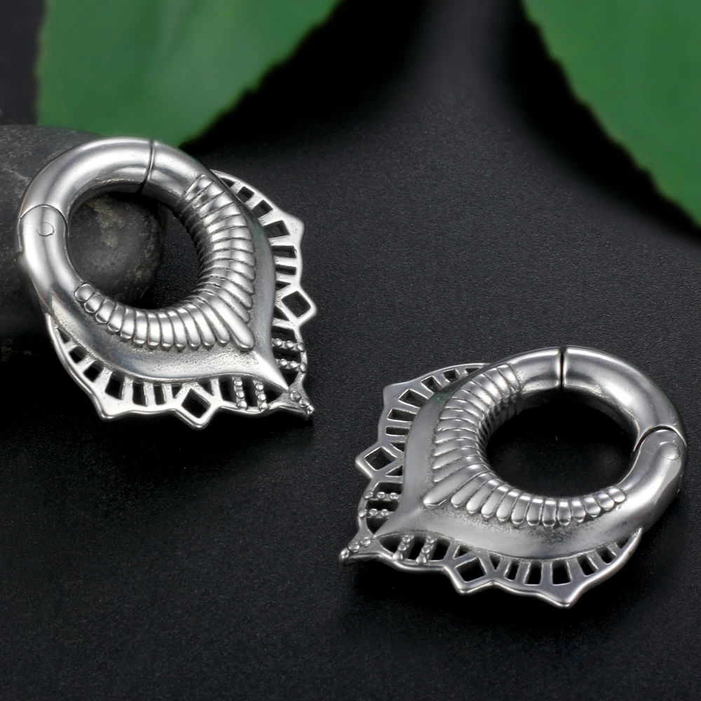 Casvort 2 Stück Edelstahl Boho Filigran Spitze Ohrgewichte Tunnel Plugs 6mm 2g Vintage Ohrringanhänger für gestreckte Ohrläppchen – Detail 8