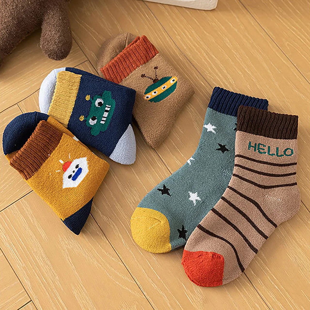 5 Paare/satz Cartoon Baby Jungen Socken Winter Dicke Warme Terry Socke Nette Gestreiften Druck Kinder Mitte Rohr Socken