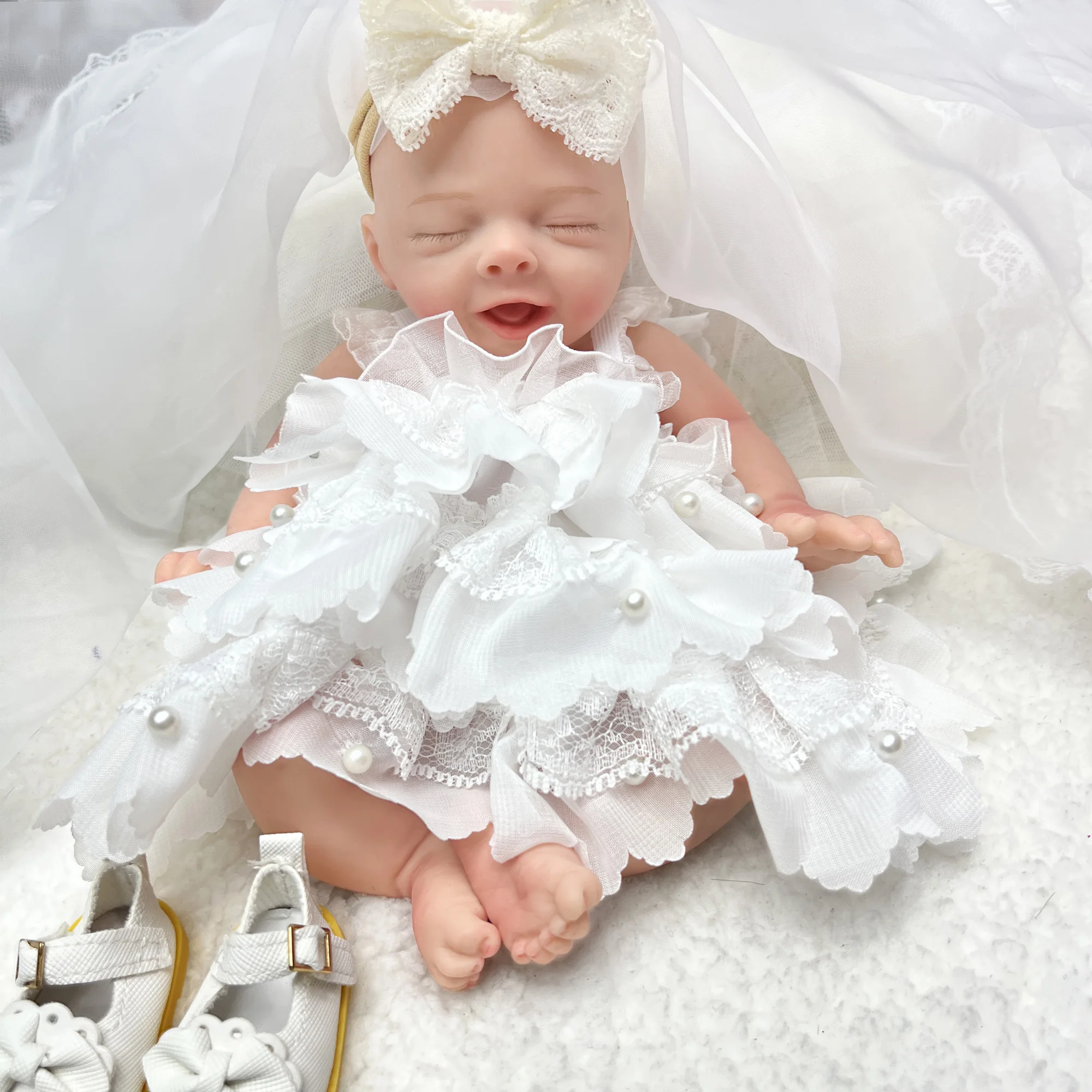 10 Inch Little Baby Full Soft Solid Silicone Reborn Baby Dolls Handmade Painted Newborn Baby Dolls With Beautiful Dress For Kids