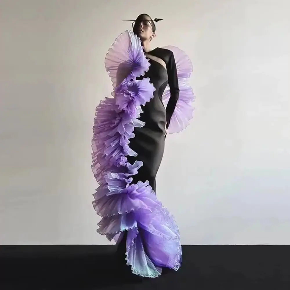 Abiti da ballo lilla nero di alta moda con volant Abiti in tulle da donna maniche lunghe scollatura speciale abito da festa a strati elegante