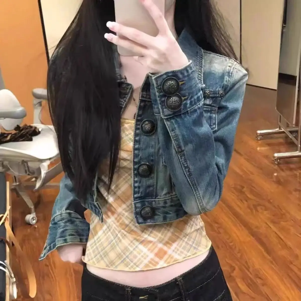 

Байкерские куртки Женская куртка Полый осенний жаккардовый значок с тиснением и рисунком погоны Авиационная двубортная стереоскопическая ниша