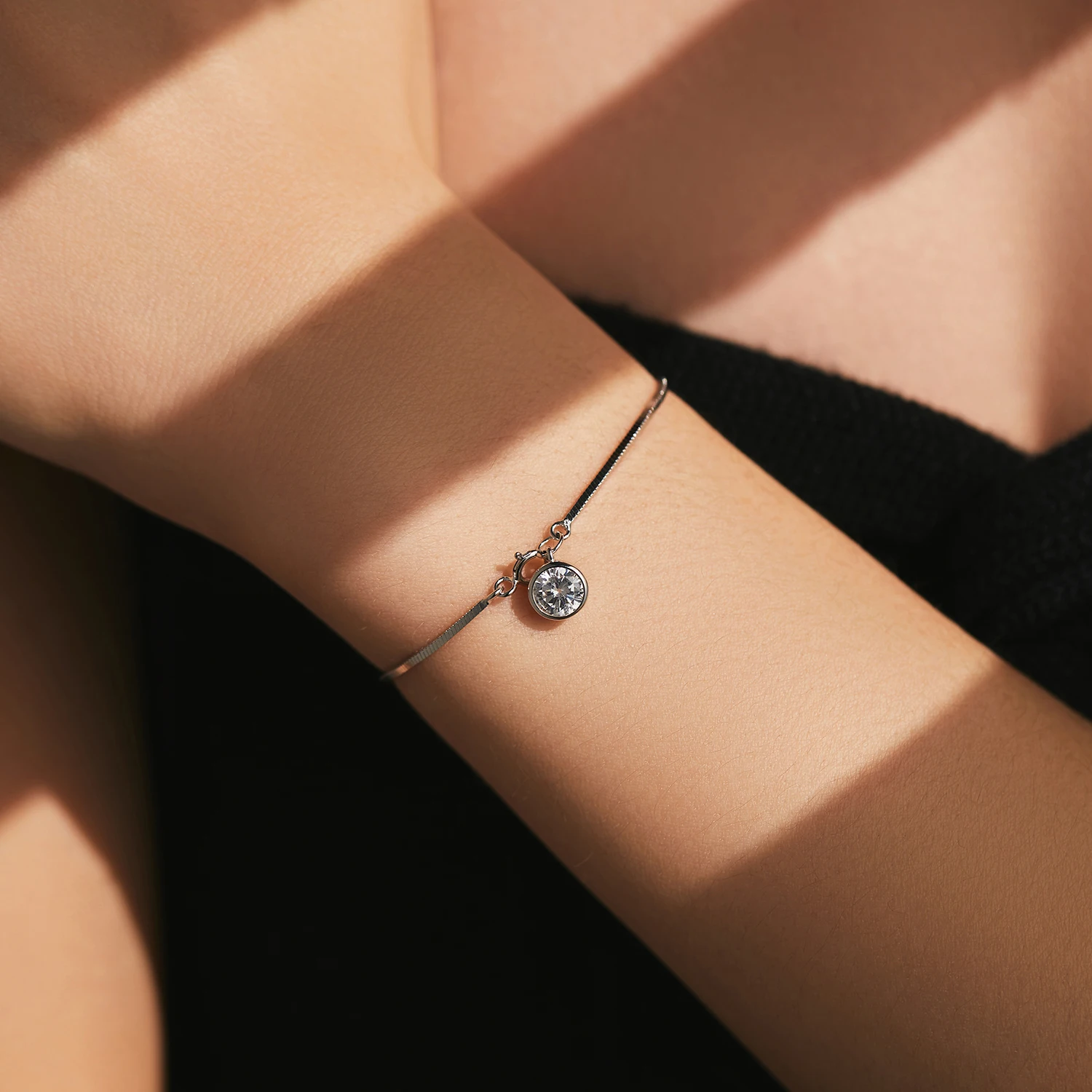 MODIAN 925 Sterling Silver Snake Chain Bracelet White Gold Sparkling Round CZ Charm Dainty Chain Bracelet for Women Jewelry