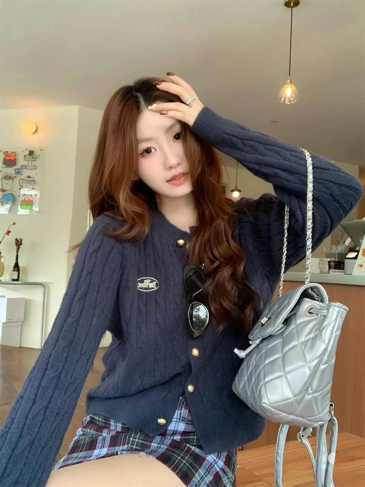 Cardigan Coreano a Maglia Ricamata con Bottoni, Lunghezza Media, Stile Elegante