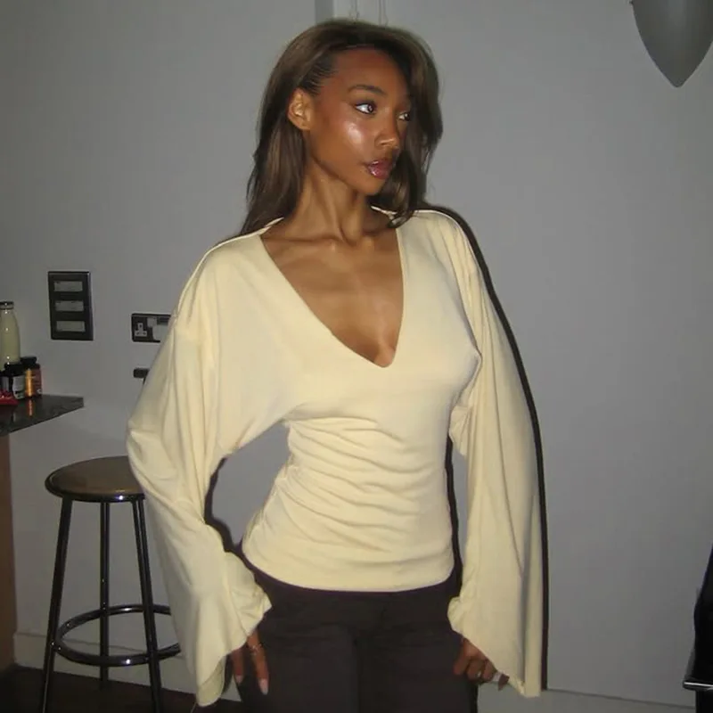 

TARUXY Fashion Batwing Sleeve T-Shirt Women's Deep V Neck Loose Pleated Solid Sexy Slim Top 2025 New Summer Office Lady Clothing