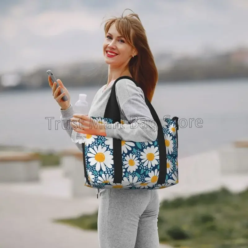 Bolsa de viaje de margaritas y flores para mujer, bolsa de mano de equipaje de gran capacidad, impermeable, para entrenamiento nocturno