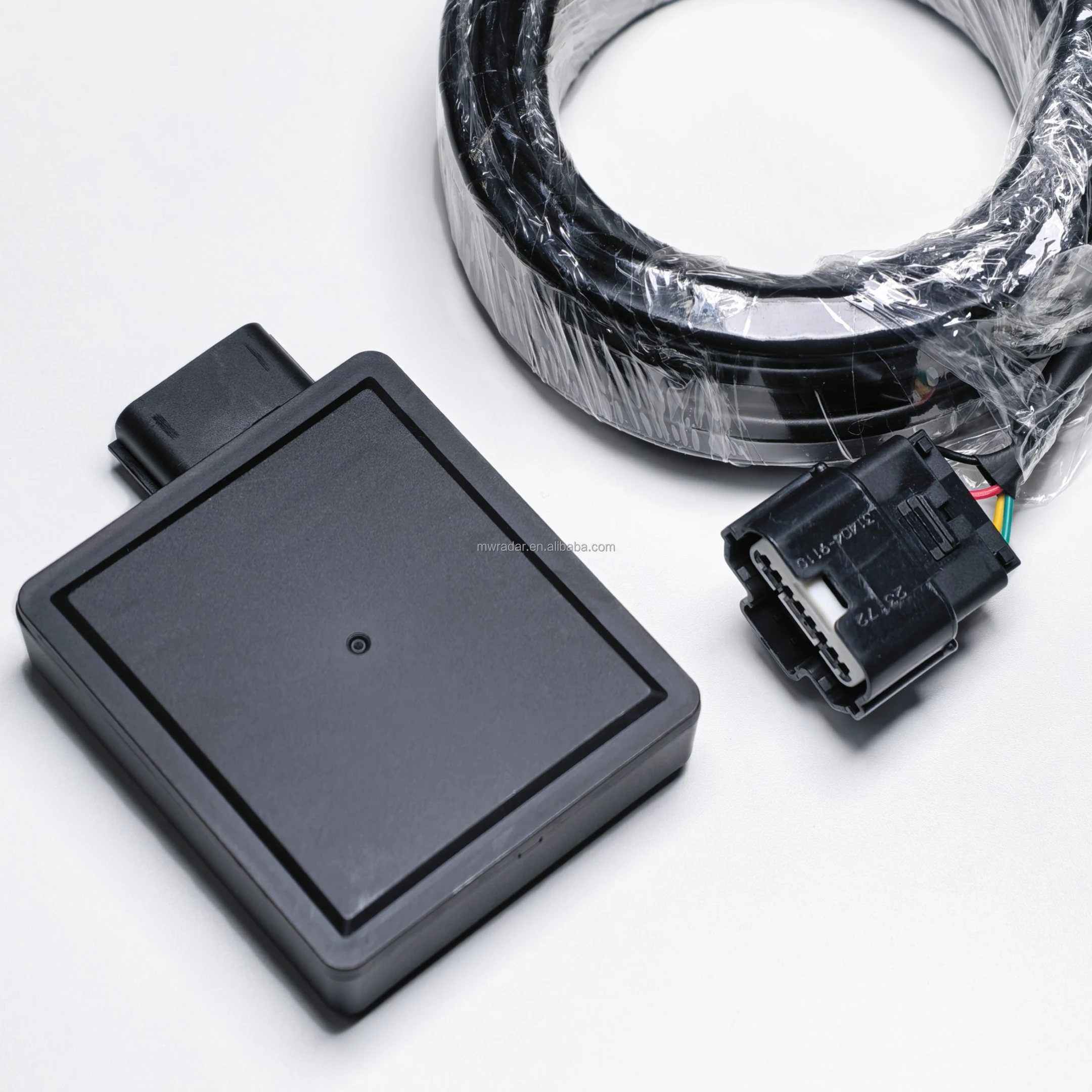 CTLRR230pro 77GHz Car BSD System Multi-Target Radar Blind Spot Monitoring Lane Change Sensor
