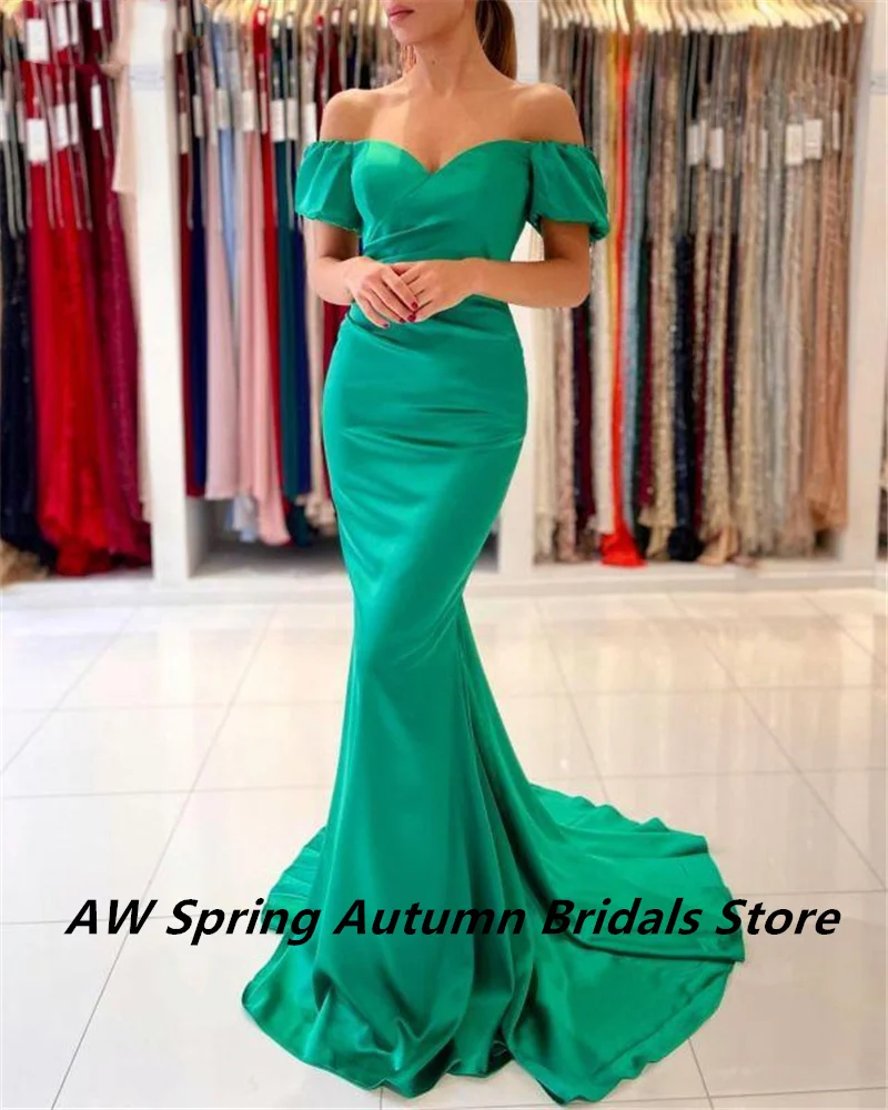 Mermaid Emerald Green Bridesmaid Dresses Off The Shoulder Cap Sleeves Matte Silk Satin Pleated Wedding Party Gowns 2024